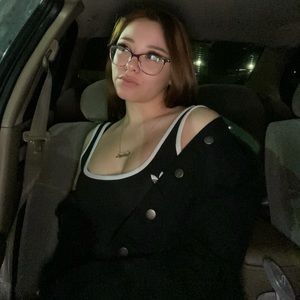 Meet your Posher, Angelica